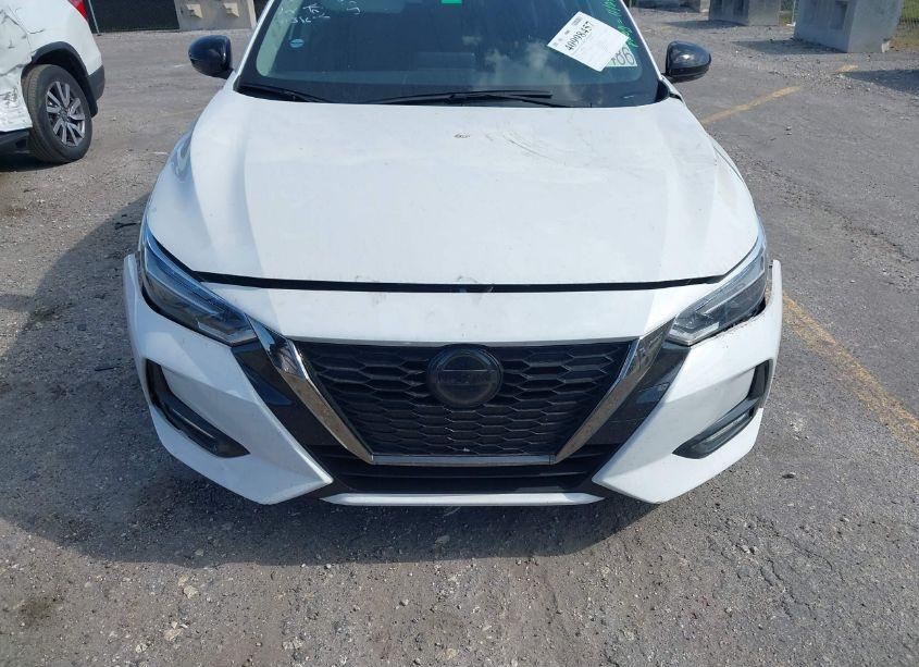 Photo 12 of 2022 Nissan Sentra SR XTRONIC CVT (VIN 3N1AB8DV2NY318267)