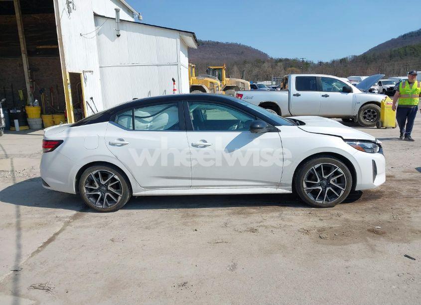 Photo 13 of 2024 Nissan Sentra SR XTRONIC CVT (VIN 3N1AB8DV2RY288189)