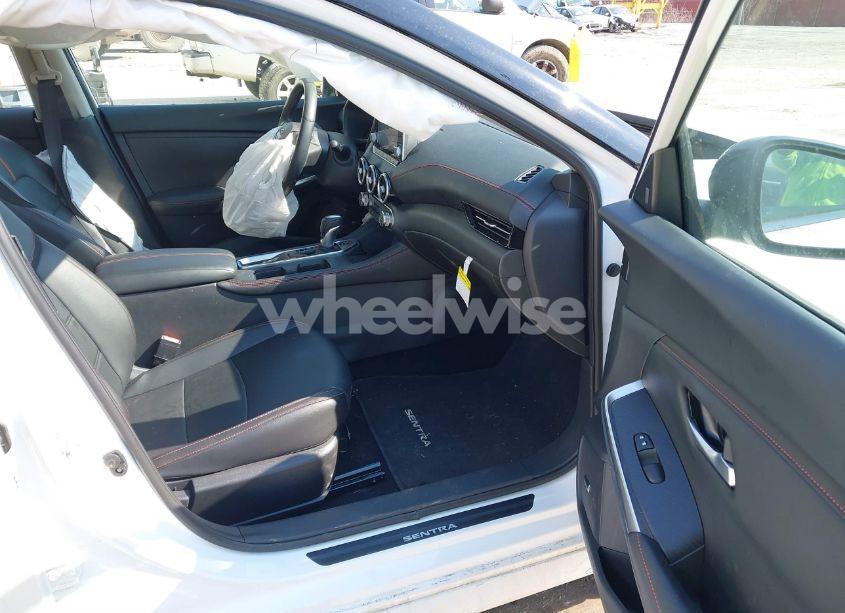 Photo 5 of 2024 Nissan Sentra SR XTRONIC CVT (VIN 3N1AB8DV2RY288189)