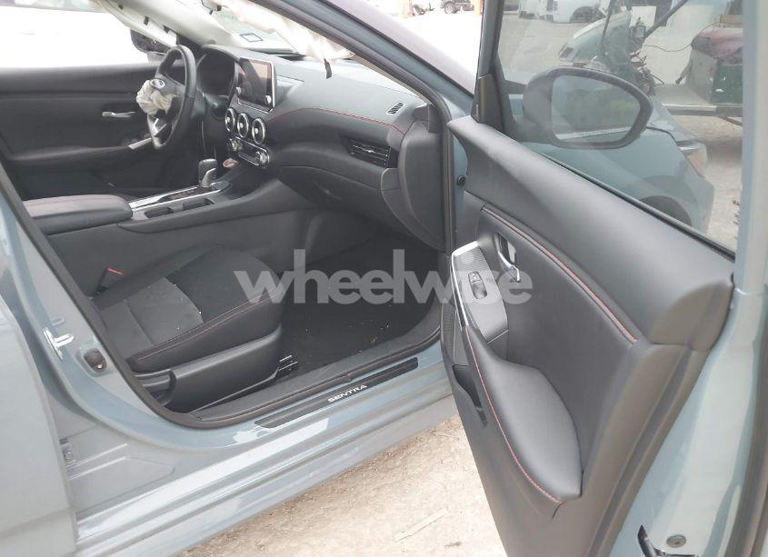 Photo 5 of 2024 Nissan Sentra SR XTRONIC CVT (VIN 3N1AB8DV2RY379222)