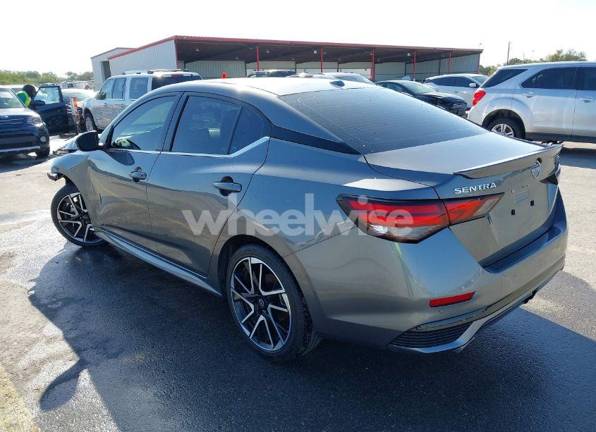 Photo 3 of 2025 Nissan Sentra SR (VIN 3N1AB8DV2SY226460)