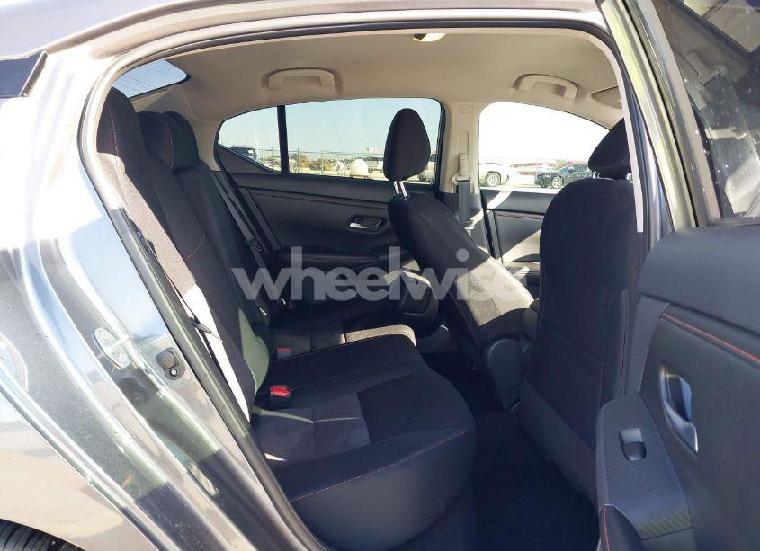 Photo 8 of 2025 Nissan Sentra SR (VIN 3N1AB8DV2SY226460)