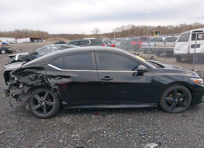 Photo 14 of 2022 Nissan Sentra SR XTRONIC CVT (VIN 3N1AB8DV3NY203368)