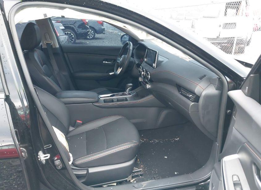 Photo 5 of 2022 Nissan Sentra SR XTRONIC CVT (VIN 3N1AB8DV3NY203368)