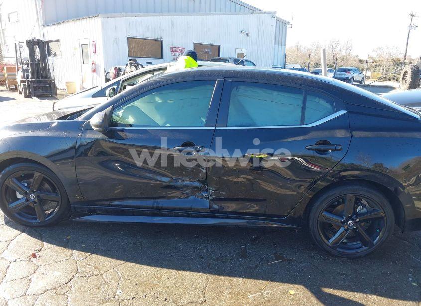 Photo 14 of 2022 Nissan Sentra SR XTRONIC CVT (VIN 3N1AB8DV3NY315409)