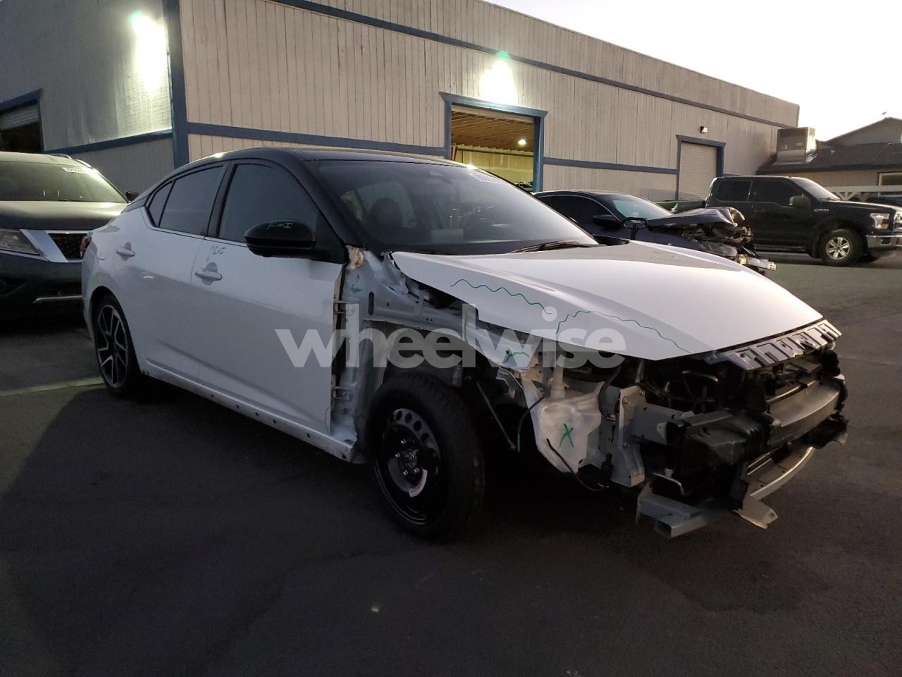Photo 4 of 2024 NISSAN SENTRA SR N/A (VIN 3N1AB8DV3RY314993)