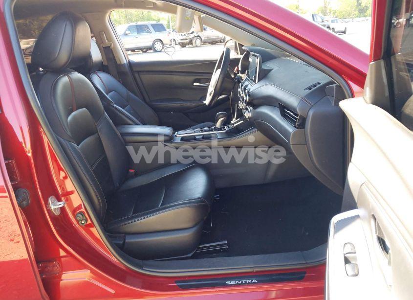 Photo 5 of 2021 Nissan Sentra SR XTRONIC CVT (VIN 3N1AB8DV4MY229900)