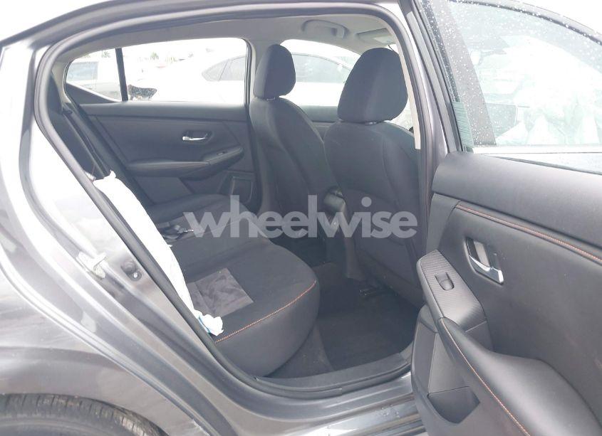 Photo 8 of 2021 Nissan Sentra SR XTRONIC CVT (VIN 3N1AB8DV4MY247720)