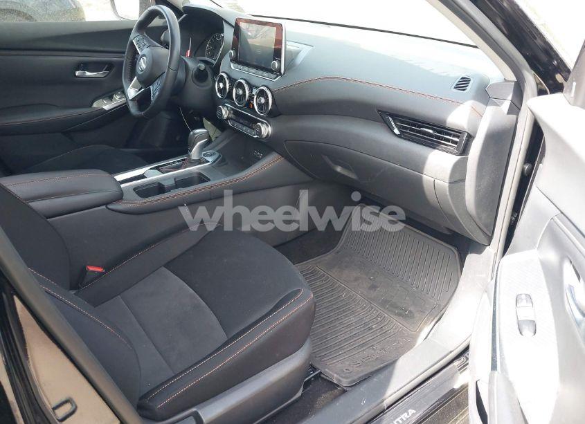 Photo 5 of 2021 Nissan Sentra SR (VIN 3N1AB8DV4MY261942)