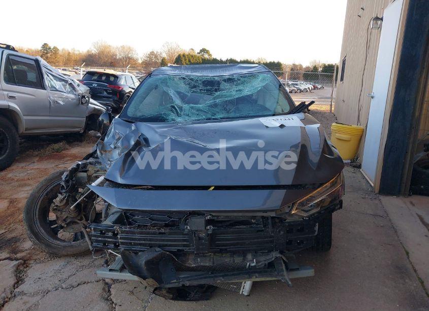 Photo 12 of 2021 Nissan Sentra SR (VIN 3N1AB8DV4MY317717)