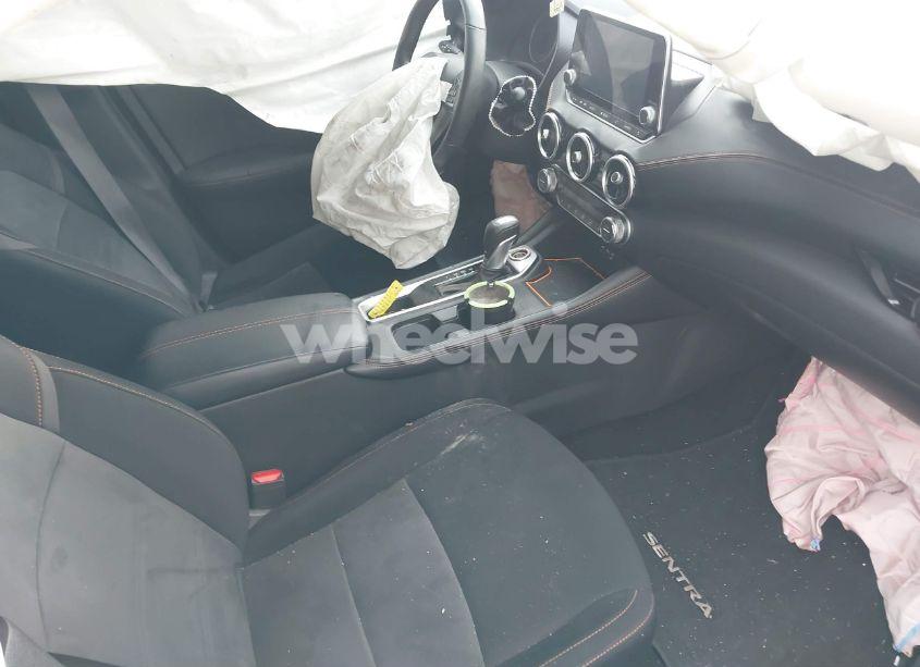 Photo 5 of 2021 Nissan Sentra SR XTRONIC CVT (VIN 3N1AB8DV5MY288986)