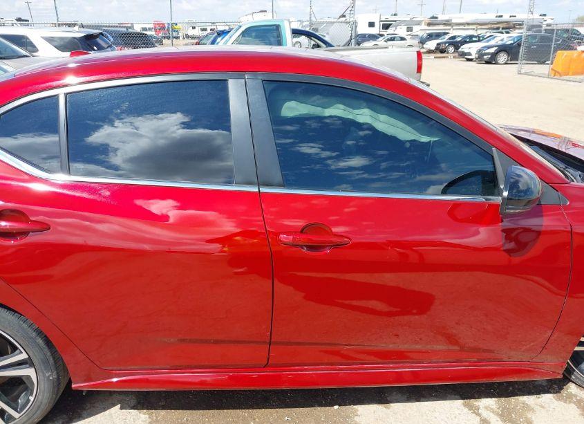 Photo 14 of 2022 Nissan Sentra SR XTRONIC CVT (VIN 3N1AB8DV5NY302810)