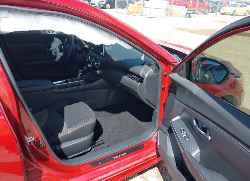 Photo 5 of 2022 Nissan Sentra SR XTRONIC CVT (VIN 3N1AB8DV5NY302810)