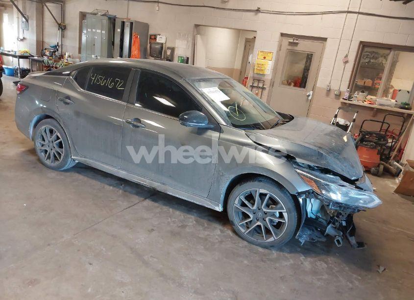 2024 Nissan Sentra SR XTRONIC CVT (VIN 3N1AB8DV5RY328104) main photo