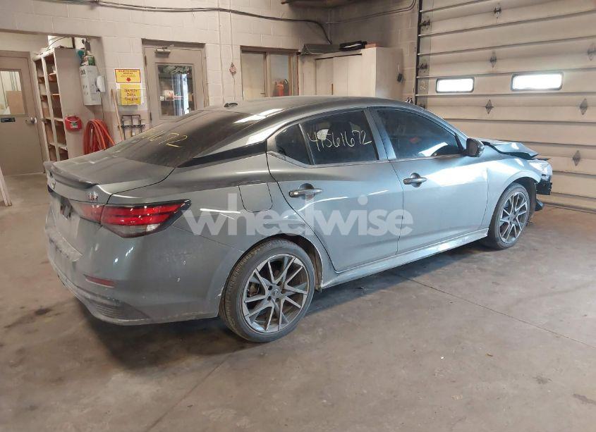 Photo 4 of 2024 Nissan Sentra SR XTRONIC CVT (VIN 3N1AB8DV5RY328104)