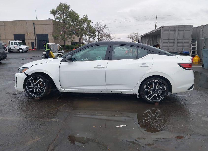 Photo 14 of 2024 Nissan Sentra SR XTRONIC CVT (VIN 3N1AB8DV5RY358638)