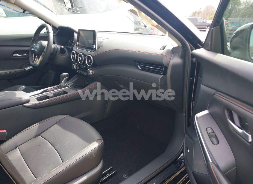 Photo 5 of 2025 Nissan Sentra SR (VIN 3N1AB8DV5SY240031)