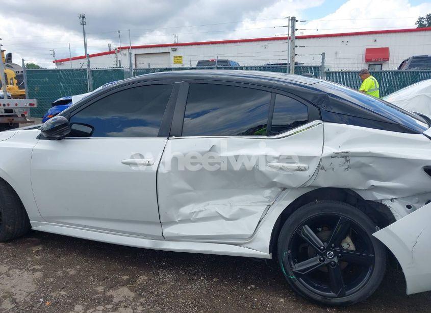 Photo 14 of 2021 Nissan Sentra SR XTRONIC CVT (VIN 3N1AB8DV6MY226156)