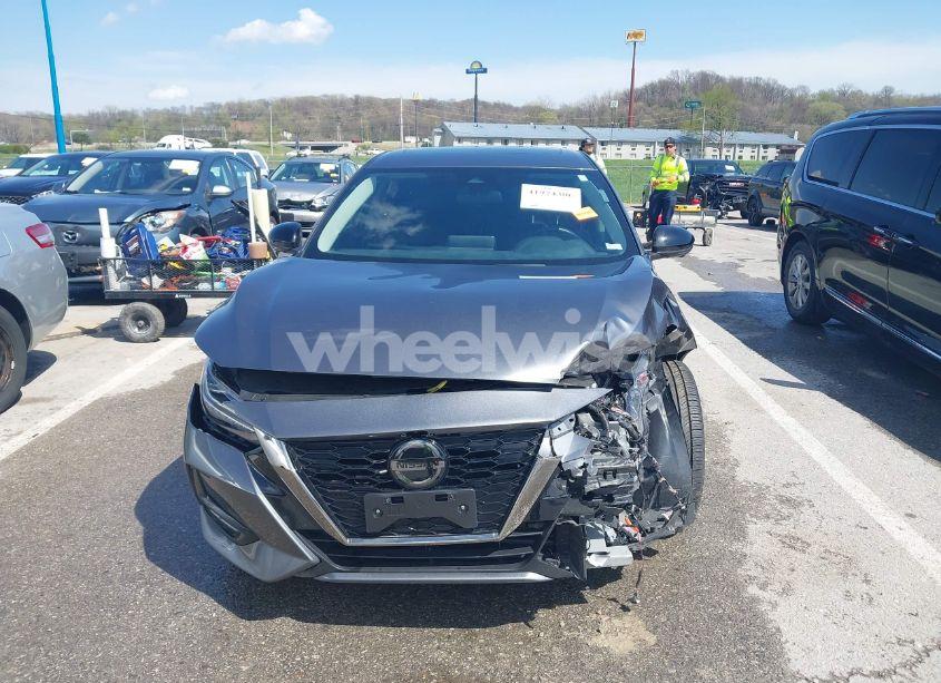 Photo 13 of 2022 Nissan Sentra SR XTRONIC CVT (VIN 3N1AB8DV6NY230631)