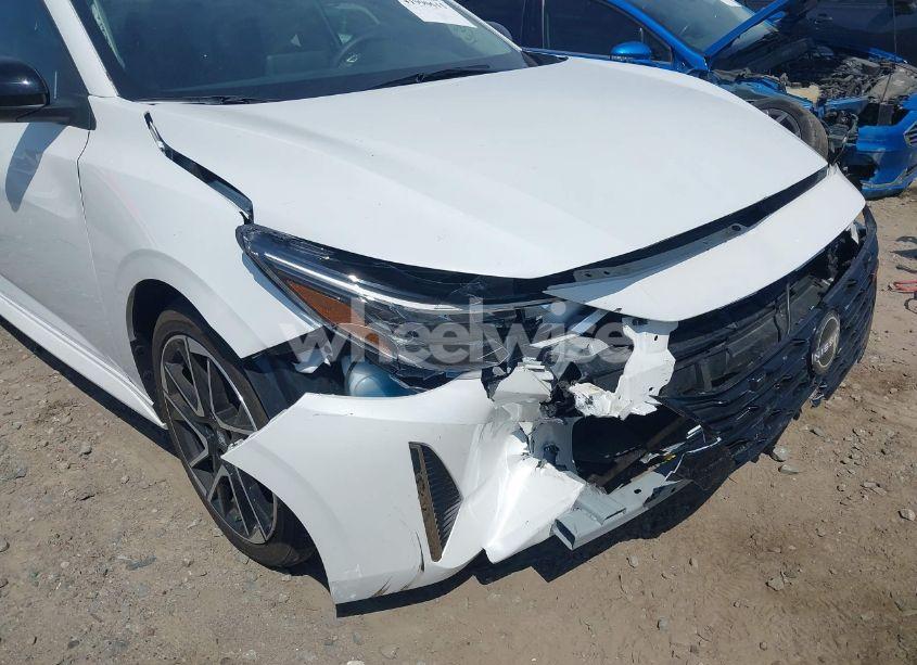 Photo 6 of 2024 Nissan Sentra SR XTRONIC CVT (VIN 3N1AB8DV6RY227430)