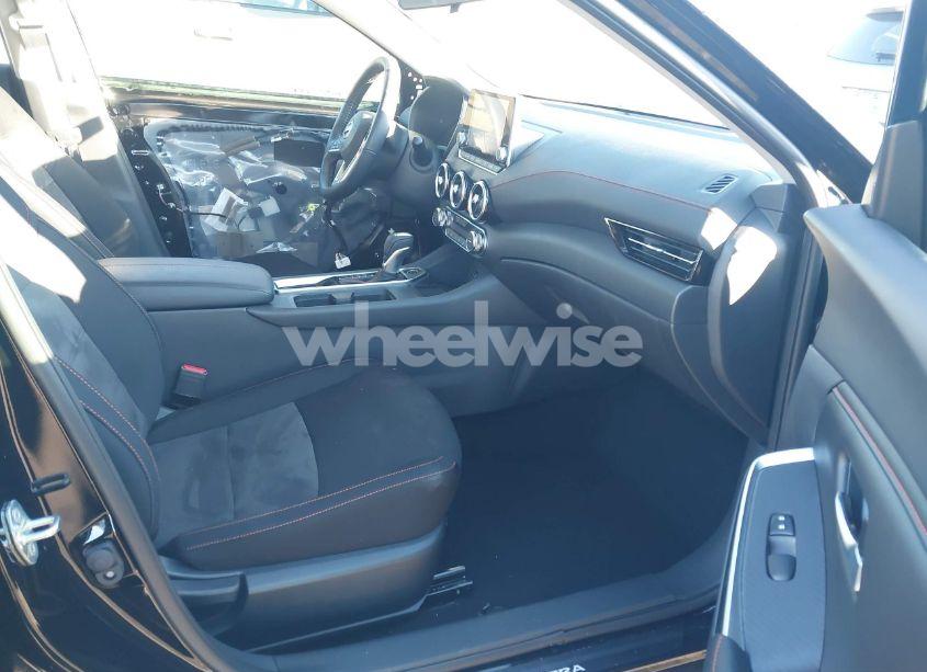 Photo 5 of 2024 Nissan Sentra SR XTRONIC CVT (VIN 3N1AB8DV6RY295632)