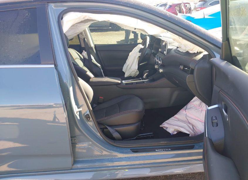 Photo 5 of 2024 Nissan Sentra SR XTRONIC CVT (VIN 3N1AB8DV6RY317015)