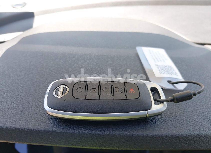 Photo 11 of 2025 Nissan Sentra SR (VIN 3N1AB8DV6SY268579)