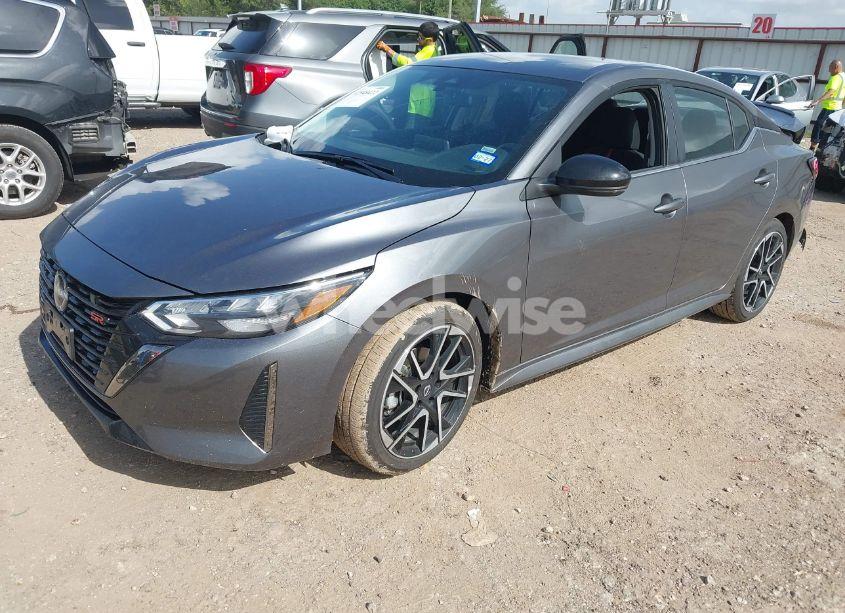 Photo 2 of 2025 Nissan Sentra SR (VIN 3N1AB8DV6SY307980)