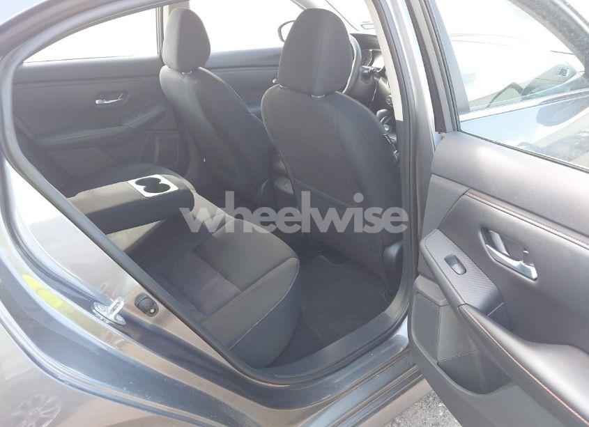 Photo 8 of 2025 Nissan Sentra SR (VIN 3N1AB8DV6SY307980)