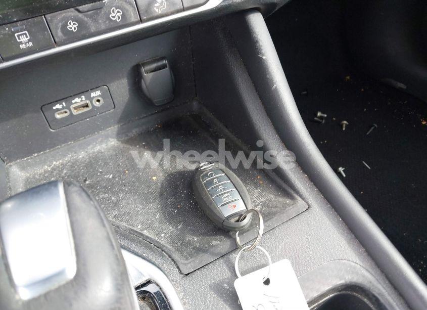 Photo 11 of 2021 Nissan Sentra SR XTRONIC CVT (VIN 3N1AB8DV7MY271767)