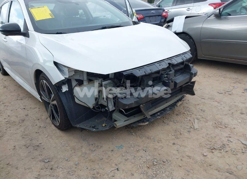 Photo 6 of 2021 Nissan Sentra SR XTRONIC CVT (VIN 3N1AB8DV7MY271767)