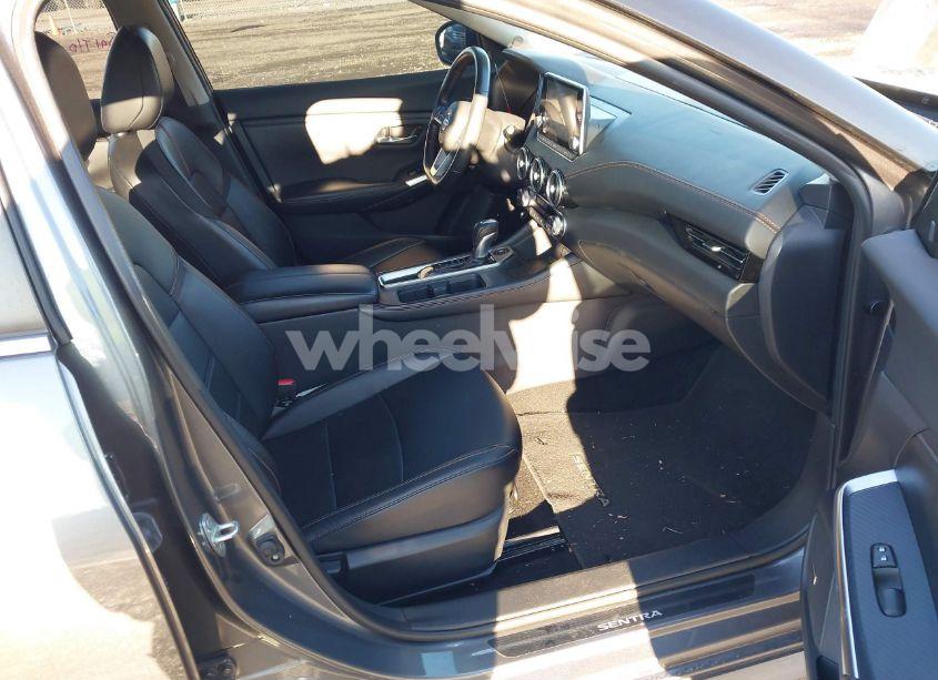 Photo 5 of 2021 Nissan Sentra SR XTRONIC CVT (VIN 3N1AB8DV7MY282090)