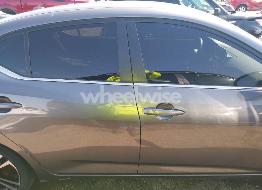 Photo 14 of 2021 Nissan Sentra SR XTRONIC CVT (VIN 3N1AB8DV7MY288973)