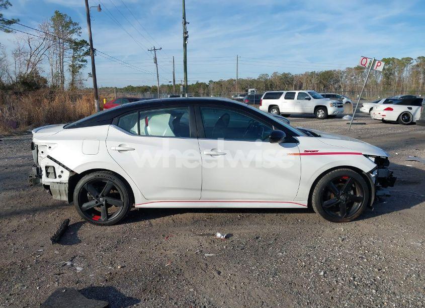 Photo 13 of 2022 Nissan Sentra SR XTRONIC CVT (VIN 3N1AB8DV7NY219623)