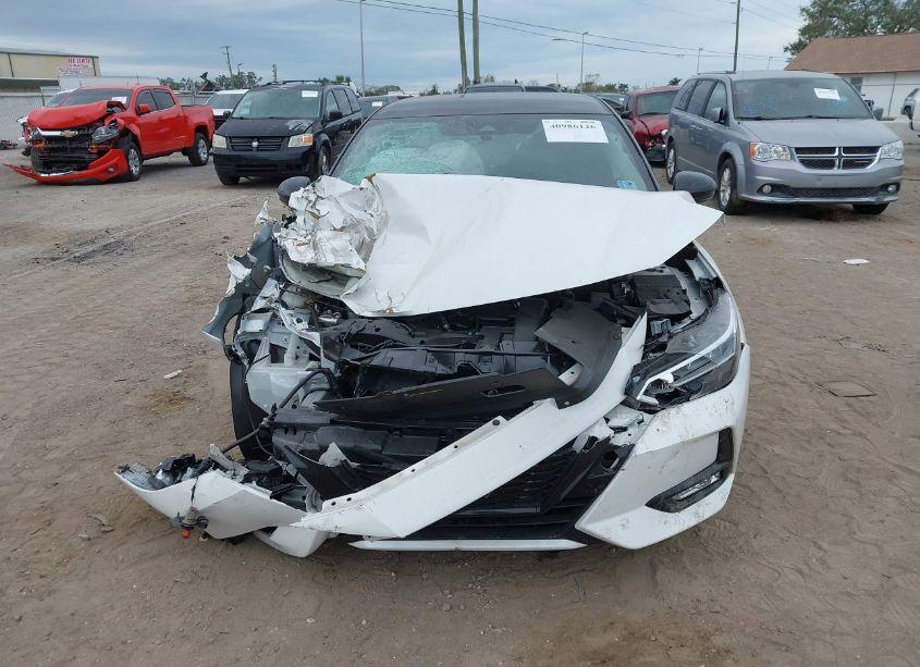 Photo 12 of 2022 Nissan Sentra SR XTRONIC CVT (VIN 3N1AB8DV7NY295178)