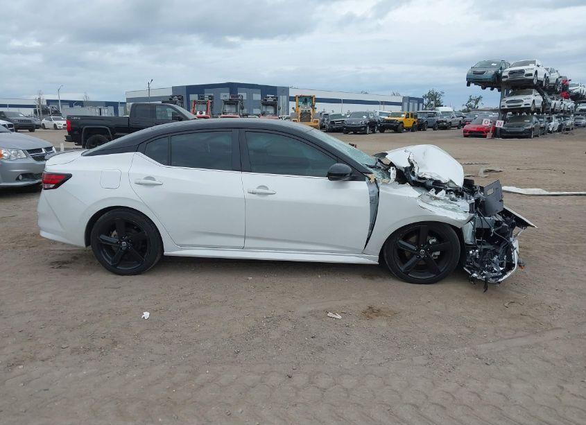 Photo 13 of 2022 Nissan Sentra SR XTRONIC CVT (VIN 3N1AB8DV7NY295178)