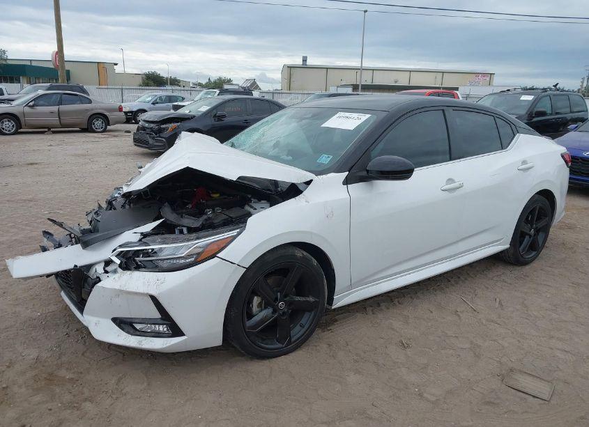 Photo 2 of 2022 Nissan Sentra SR XTRONIC CVT (VIN 3N1AB8DV7NY295178)