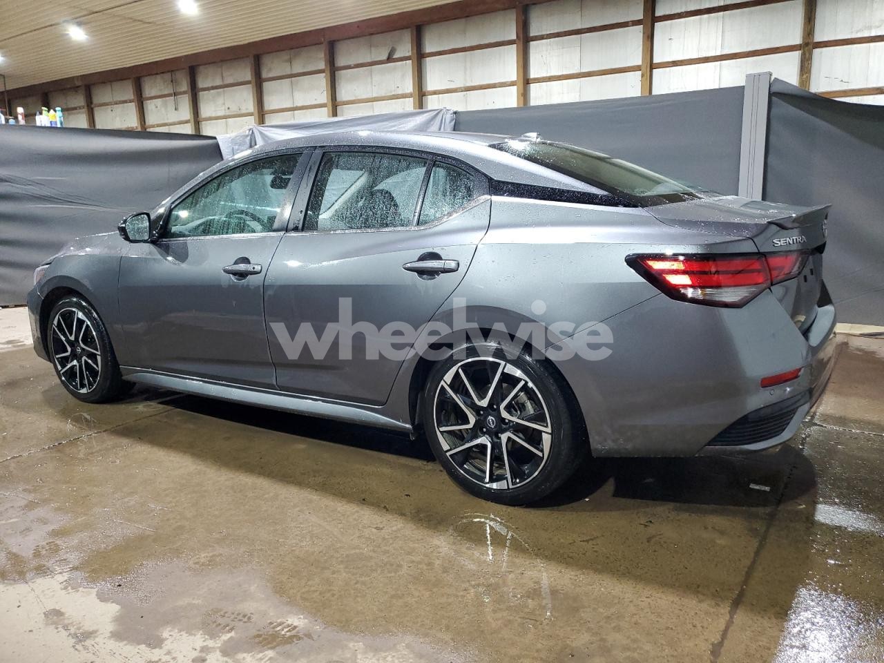 Photo 2 of 2025 NISSAN SENTRA SR N/A (VIN 3N1AB8DV7SY353642)