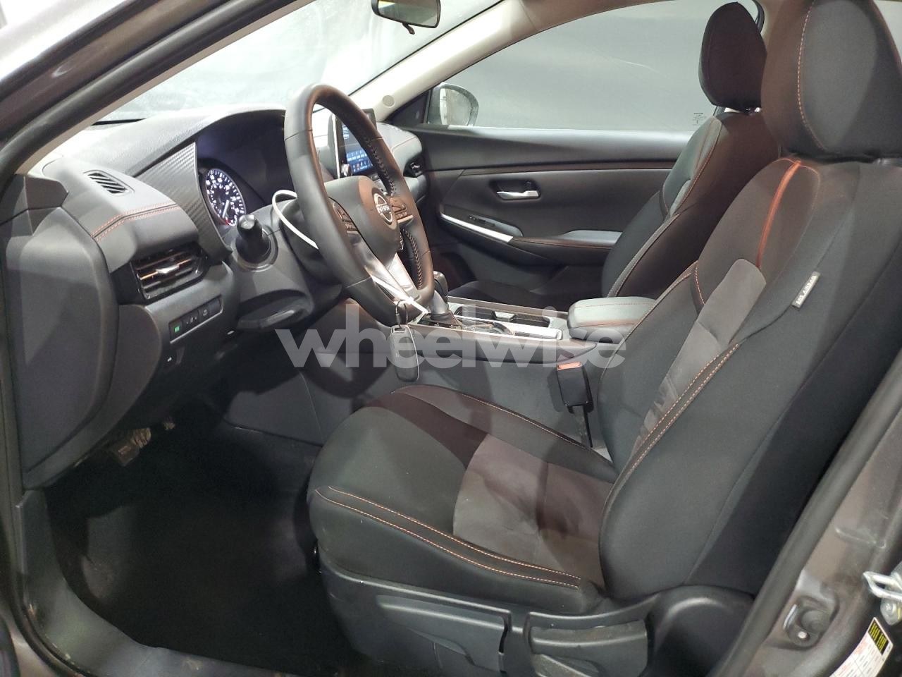 Photo 7 of 2025 NISSAN SENTRA SR N/A (VIN 3N1AB8DV7SY353642)