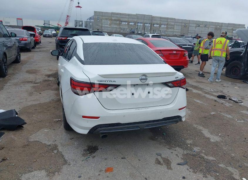 Photo 3 of 2021 Nissan Sentra SR XTRONIC CVT (VIN 3N1AB8DV8MY217510)