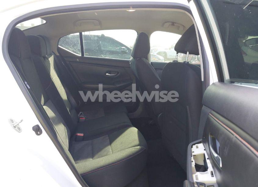 Photo 8 of 2021 Nissan Sentra SR XTRONIC CVT (VIN 3N1AB8DV8MY248742)