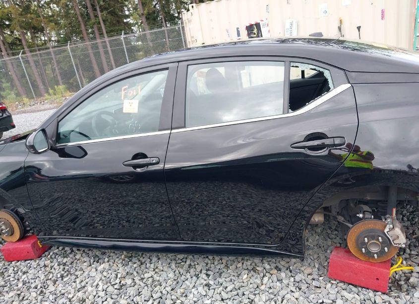 Photo 14 of 2022 Nissan Sentra SR XTRONIC CVT (VIN 3N1AB8DV8NY251559)