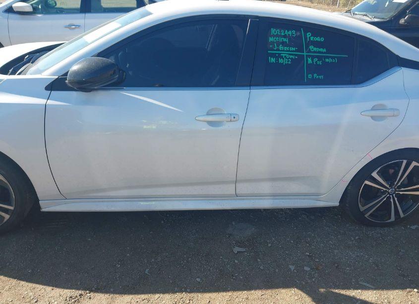 Photo 14 of 2022 Nissan Sentra SR XTRONIC CVT (VIN 3N1AB8DV8NY285212)