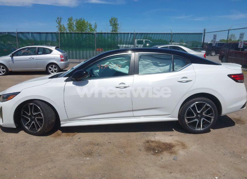 Photo 14 of 2024 Nissan Sentra SR XTRONIC CVT (VIN 3N1AB8DV8RY363574)