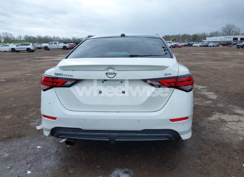 Photo 16 of 2021 Nissan Sentra SR XTRONIC CVT (VIN 3N1AB8DV9MY208332)