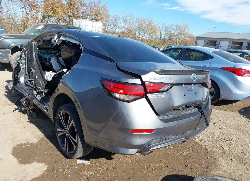 Photo 3 of 2021 Nissan Sentra SR XTRONIC CVT (VIN 3N1AB8DV9MY217628)