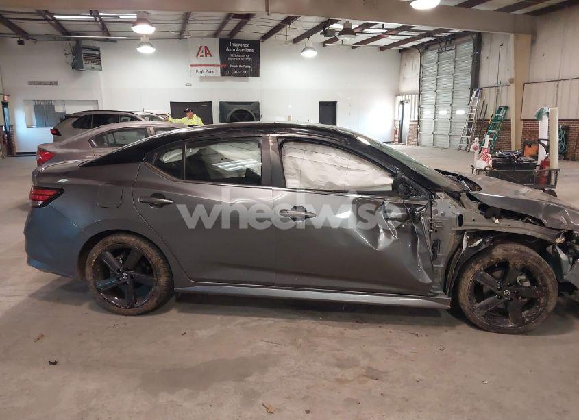 Photo 13 of 2021 Nissan Sentra SR XTRONIC CVT (VIN 3N1AB8DV9MY227821)