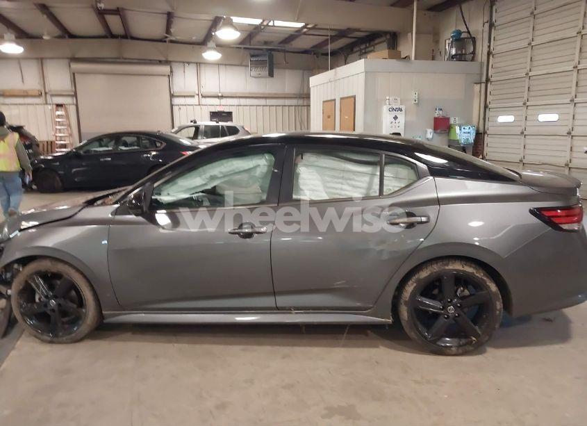 Photo 14 of 2021 Nissan Sentra SR XTRONIC CVT (VIN 3N1AB8DV9MY227821)