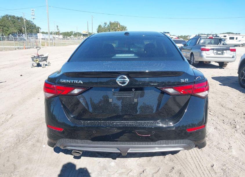 Photo 16 of 2022 Nissan Sentra SR XTRONIC CVT (VIN 3N1AB8DV9NY229943)