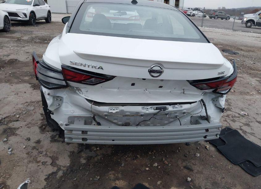 Photo 6 of 2022 Nissan Sentra SR XTRONIC CVT (VIN 3N1AB8DV9NY267270)